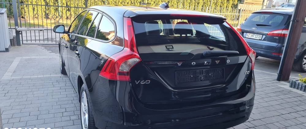 Volvo V60 cena 42900 przebieg: 153300, rok produkcji 2015 z Mikołów małe 436